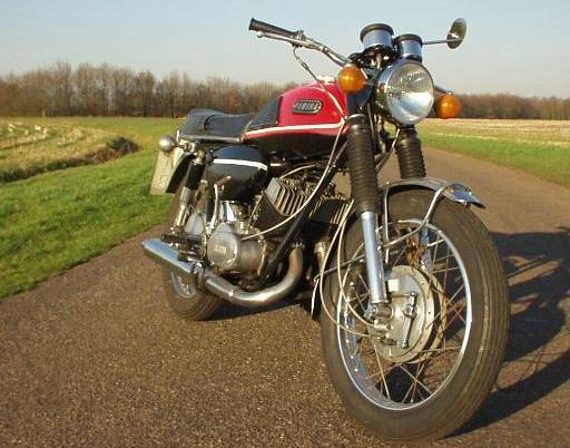 Yamaha R1 350cc two-stroke twin — the first all-new Yamaha engine architecture with horizontally split crankcases